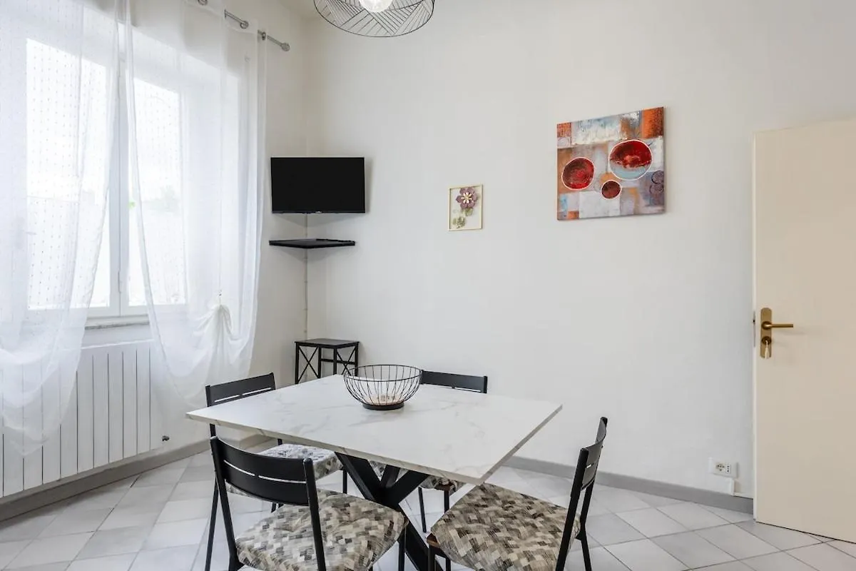 Appartamento Da Anna - Affitti Brevi Italia Lucca 0*,  Italy